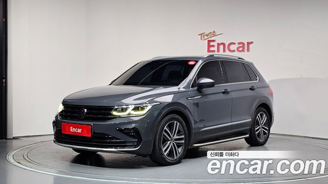 Volkswagen Tiguan 2-го поколения 2.0 TDI Prestige - фото 0