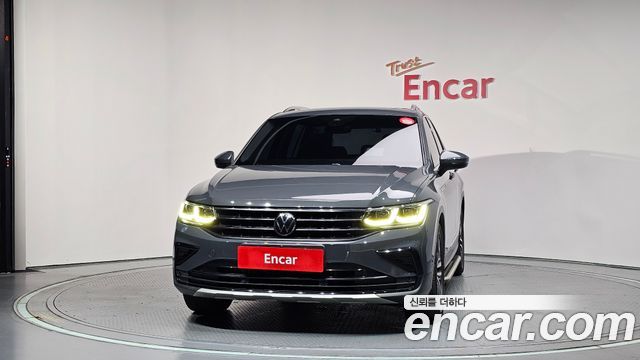 Volkswagen Tiguan 2-го поколения 2.0 TDI Prestige - фото 2