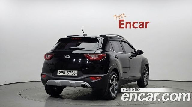 Kia Stonic Diesel 1.6 Prestige - фото 1