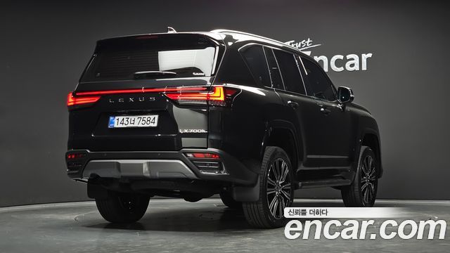 Lexus LX 4-го поколения 700h Luxury - фото 1