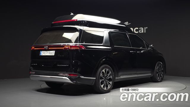 Kia Carnival 4-го поколения Gasoline 9-Seater Hi-Limousine Signature - фото 1