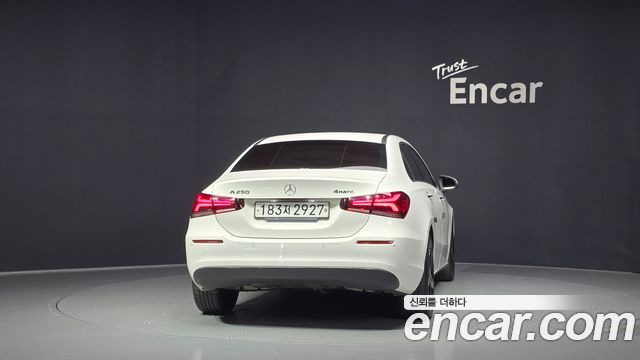 Mercedes-Benz A-Class W177 A250 4MATIC Sedan - фото 3