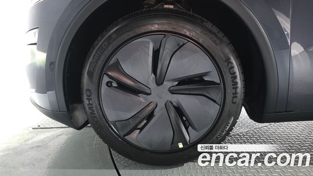 Tesla Model Y Premium RWD - фото 4