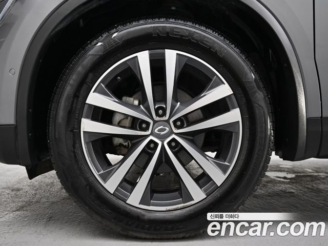 Renault Samsung QM6 Gasoline 2WD LE - фото 4