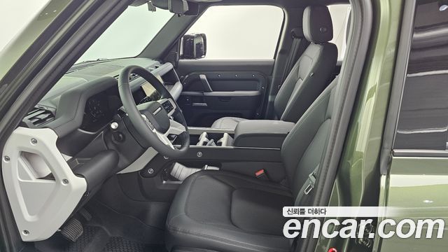 Land Rover Defender L663 110 D250 X-Dynamic SE - фото 2