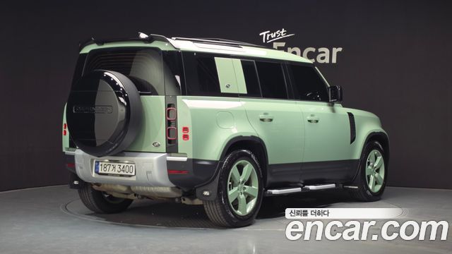 Land Rover Defender L663 110 D300 75th Edition - фото 1