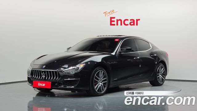 Maserati Ghibli 3.0 GranLusso 3rd - фото 0
