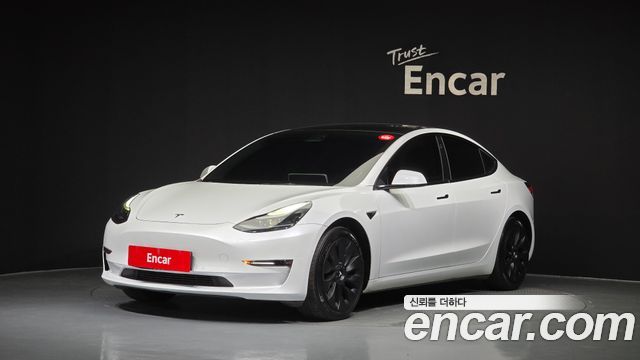 Tesla Model 3 Long Range AWD - фото 0