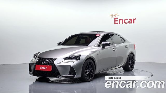 Lexus IS 300 F-Sport - фото 0