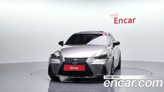 Lexus IS 300 F-Sport - фото 2