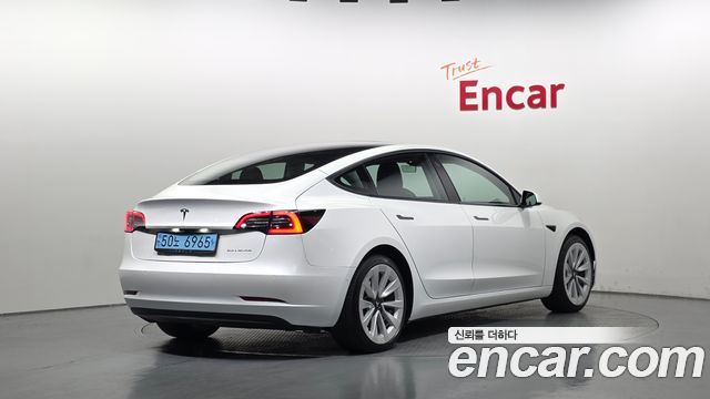 Tesla Model 3 Long Range AWD - фото 1