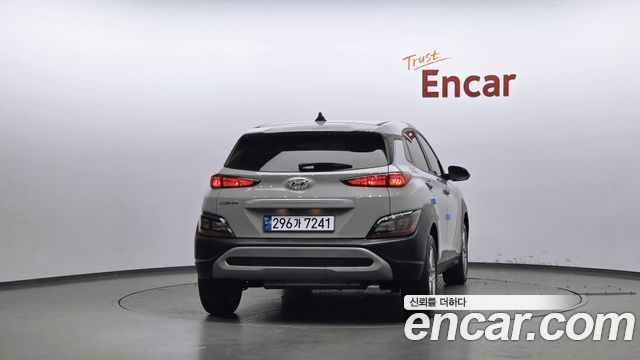 Hyundai Kona New Gasoline 2.0 2WD Smart - фото 3