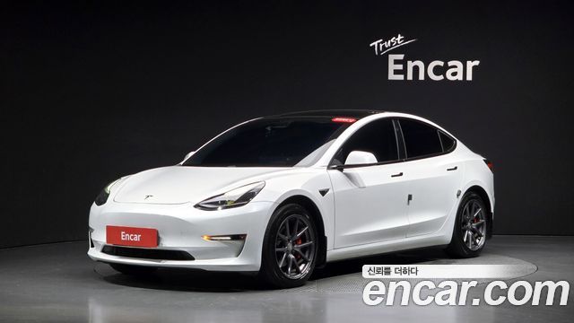 Tesla Model 3 Long Range AWD - фото 0