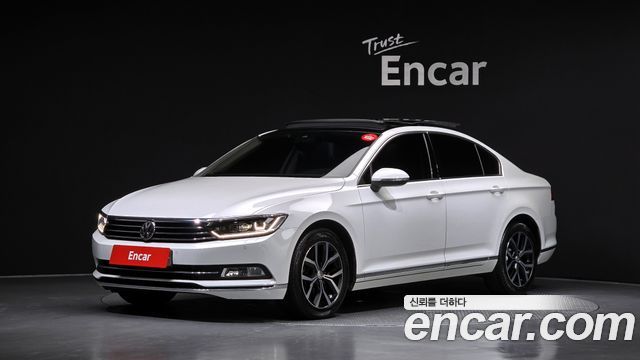 Volkswagen Passat B8 2.0 TDI Premium - фото 0