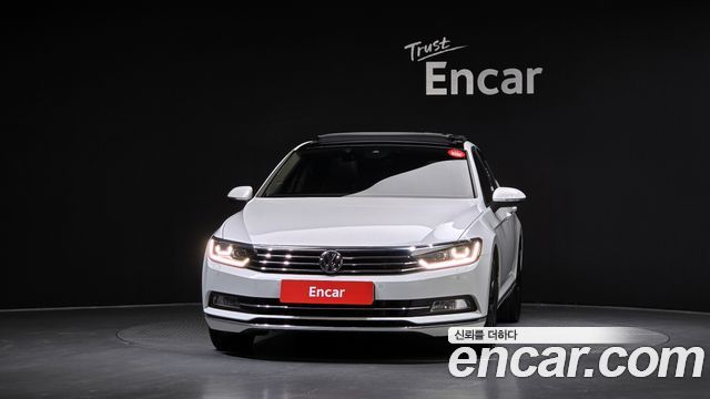 Volkswagen Passat B8 2.0 TDI Premium - фото 2