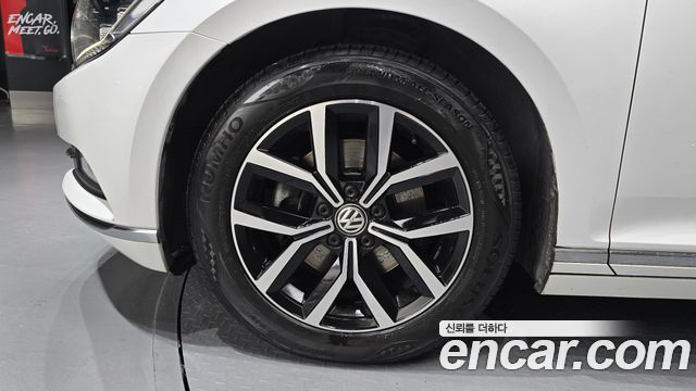 Volkswagen Passat B8 2.0 TDI Premium - фото 4