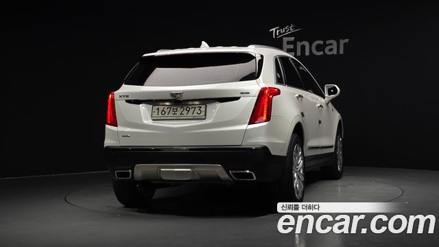 Cadillac XT5 3.6 Platinum - фото 3