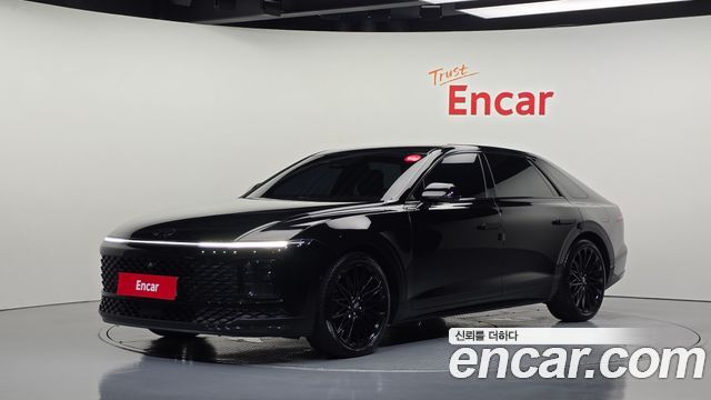 Hyundai Grandeur GN7 2,5 Gasoline 2WD Calligraphy - фото 0
