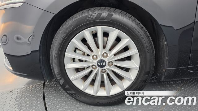 Kia K7 All New 3.0 LPI Luxury (Rental Car) - фото 4
