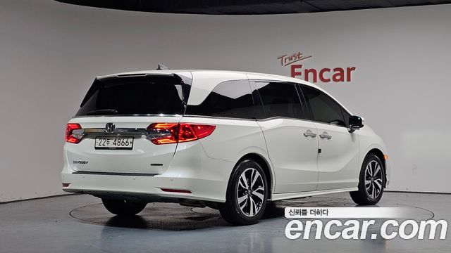Honda Odyssey 3.5 5th - фото 1
