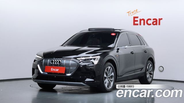Audi e-Tron 55 Quattro - фото 0