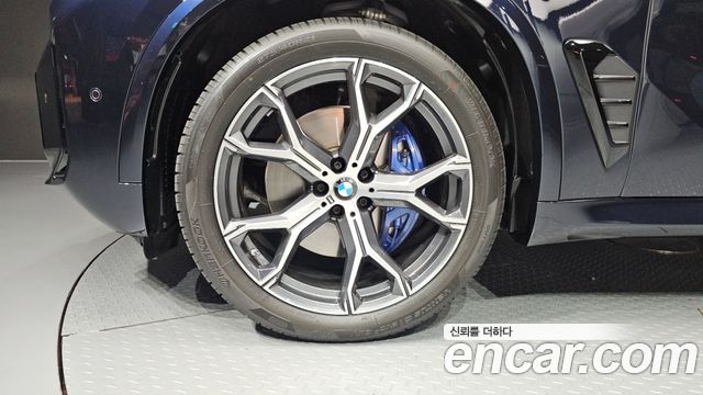 BMW X5 G05 xDrive 40i M Sport - фото 4