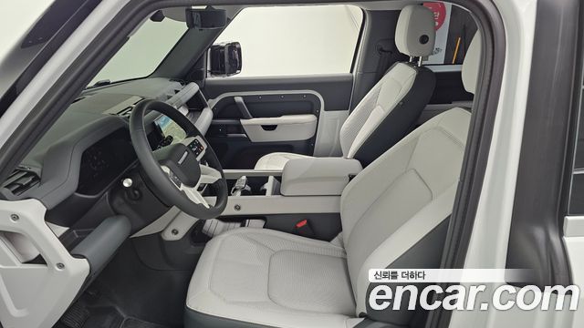 Land Rover Defender L663 90 D250 X-Dynamic SE - фото 2