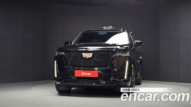 Cadillac Escalade 5-го поколения 6.2 Sports Platinum - фото 2
