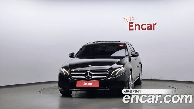 Mercedes-Benz E-Class W213 E200 Avantgarde - фото 2