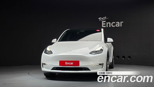 Tesla Model Y Long Range AWD - фото 2