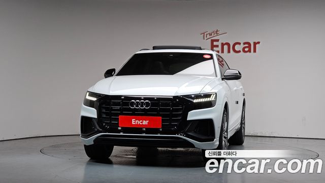 Audi Q8 55 TFSI Quattro Premium - фото 2