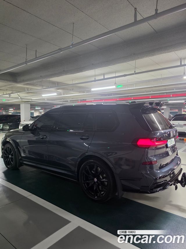 BMW X7 G07 M50i 6STR - фото 1