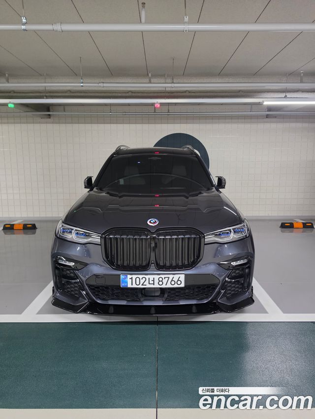 BMW X7 G07 M50i 6STR - фото 2
