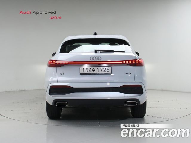 Audi Q5 40 TFSI Quattro Sportback Advanced - фото 3