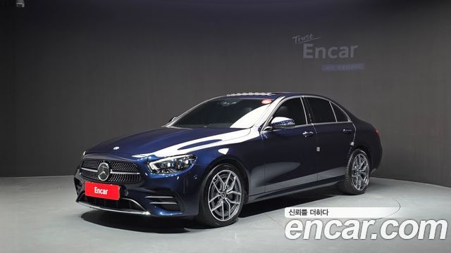 Mercedes-Benz E-Class W213 E220d 4MATIC AMG Line - фото 0