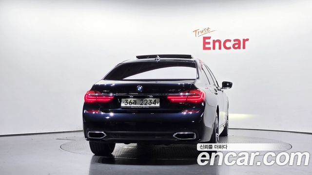 BMW 7 Series G11 730Ld xDrive M Sport - фото 3
