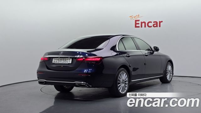 Mercedes-Benz E-Class W213 E250 Exclusive - фото 1