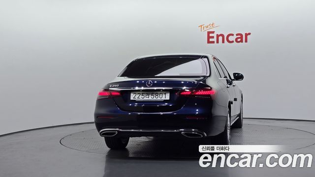 Mercedes-Benz E-Class W213 E250 Exclusive - фото 3