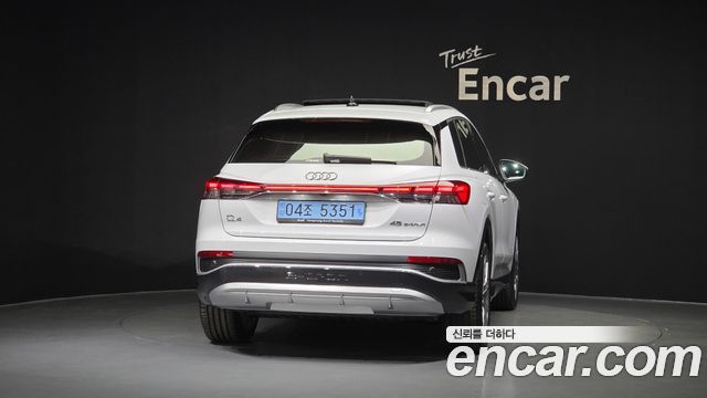 Audi Q4 e-Tron F4 45 Premium - фото 3