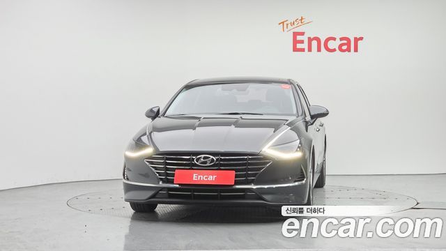 Hyundai Sonata DN8 2.0 Premium - фото 2