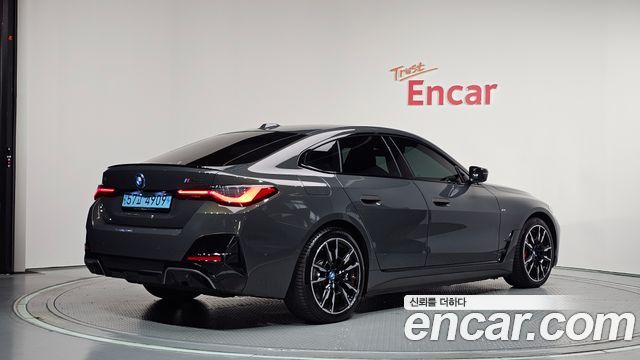 BMW i4 M50 Pro - фото 1