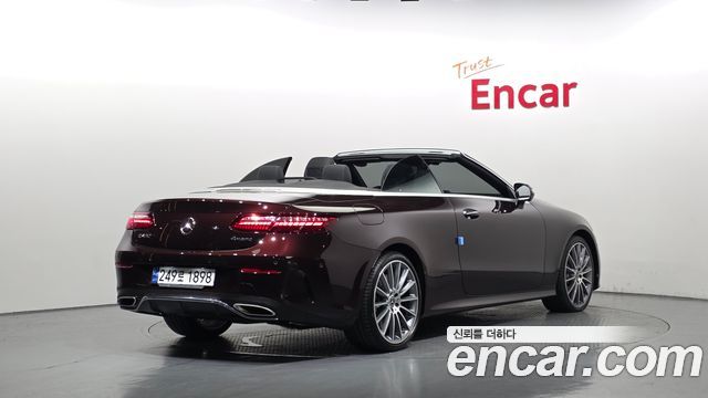 Mercedes-Benz E-Class W213 E450 4MATIC Cabriolet - фото 1