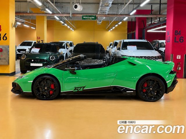 Lamborghini Huracan LP640-4 EVO Spyder - фото 2