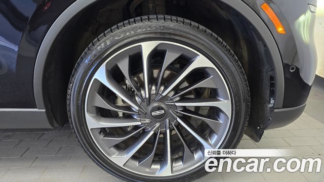 Lincoln Aviator 2-го поколения 3.0 Reserve AWD - фото 4
