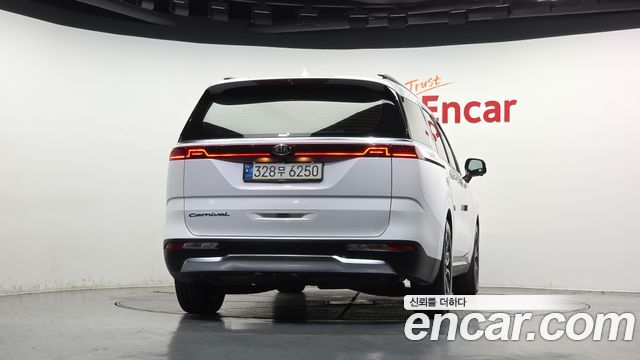 Kia Carnival 4-го поколения Gasoline 9-Seater Signature - фото 3