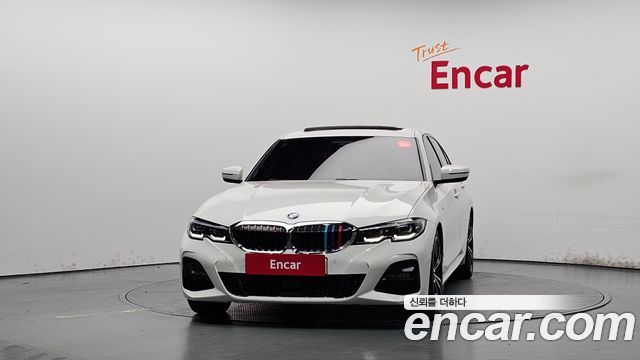 BMW 3 Series G20 320i M Sport - фото 2