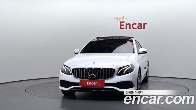 Mercedes-Benz E-Class W213 E300 Avantgarde - фото 2