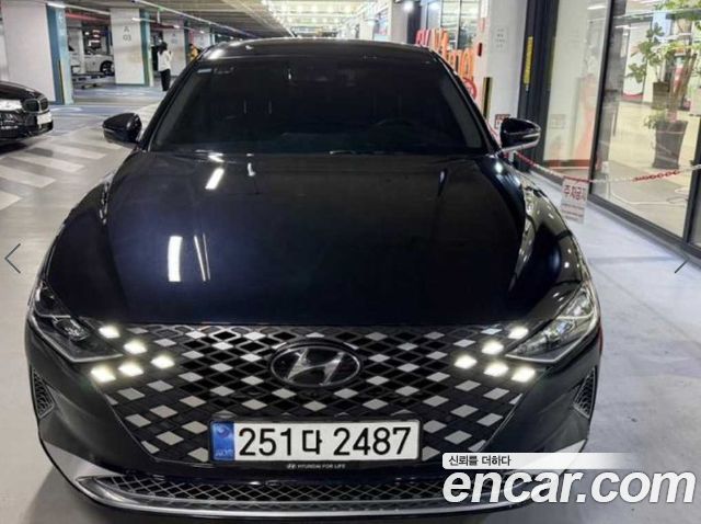 Hyundai Grandeur New IG, гибрид Calligraphy - фото 1