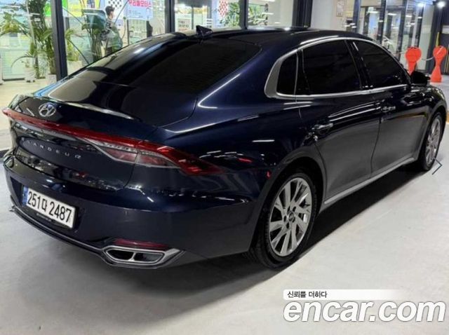 Hyundai Grandeur New IG, гибрид Calligraphy - фото 3