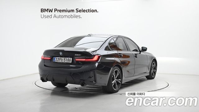 BMW 3 Series G20 320i M Sport - фото 1